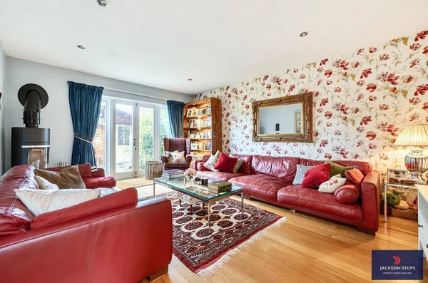 Centre Drive, Newmarket, CB8 photo 6