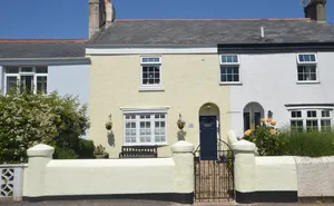 Ringmore Road, Shaldon, Devon, TQ14 photo