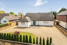 Ouseley Road, Wraysbury, TW19 photo 1