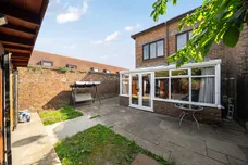 Gateway, Weybridge, KT13 photo 6