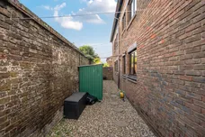 Gateway, Weybridge, KT13 photo 9