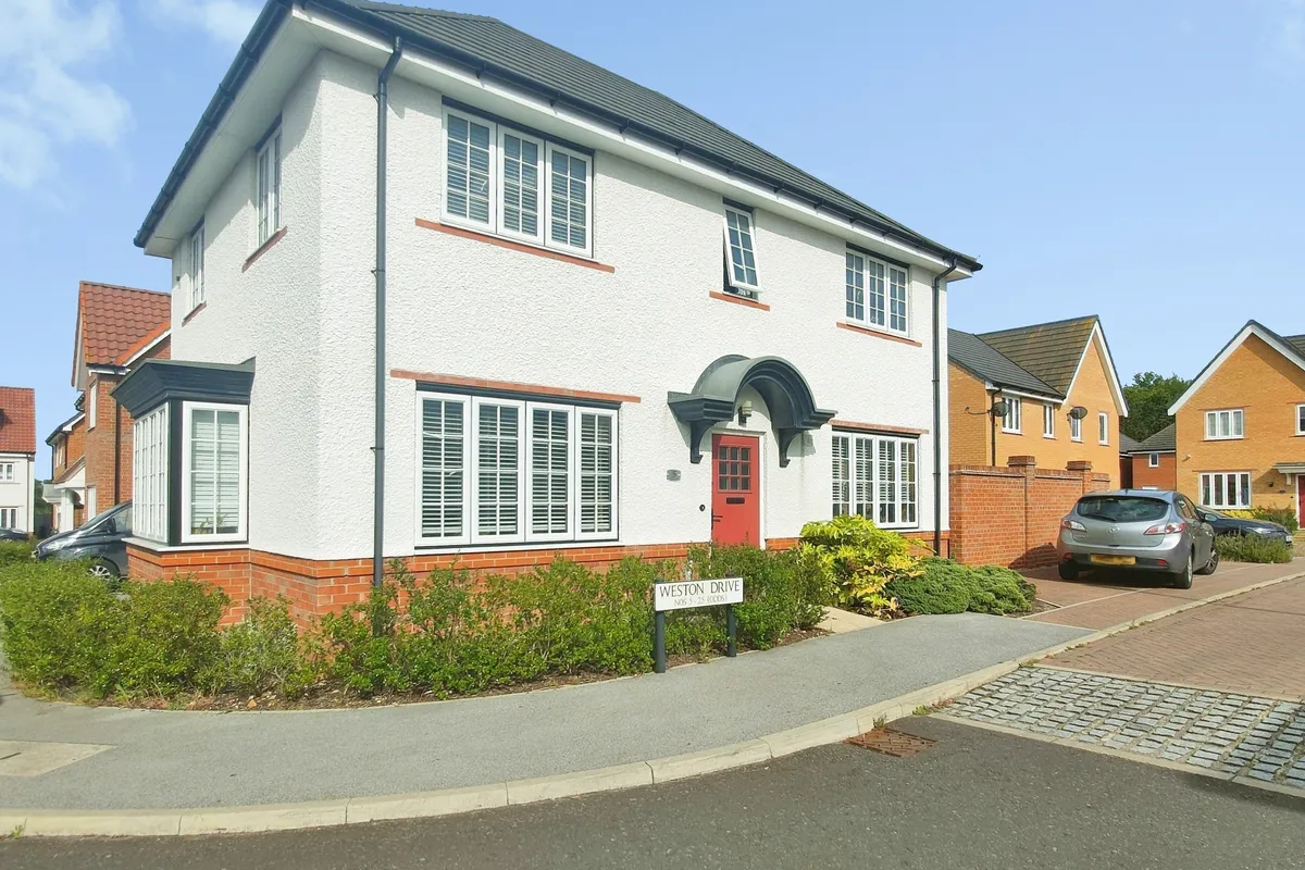 Weston Drive, BURY ST. EDMUNDS