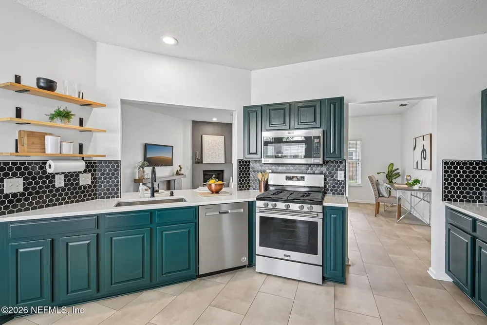 11176 Lord Taylor Dr, Jacksonville, FL 32246