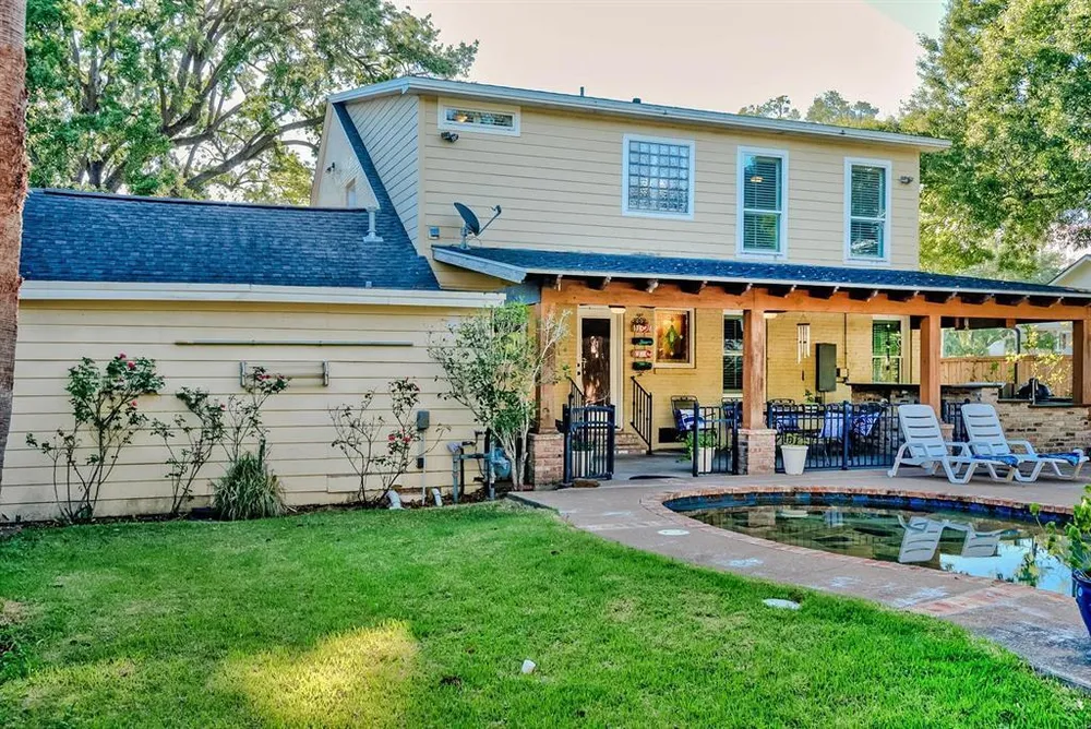 755 19th St, Beaumont, TX 77706