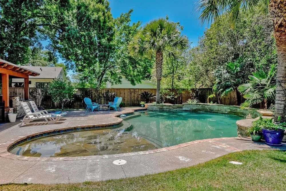 755 19th St, Beaumont, TX 77706