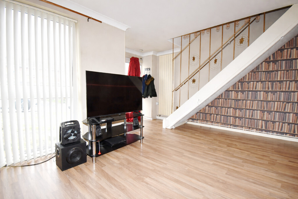 Flowerdale Drive, Coventry Image 3
