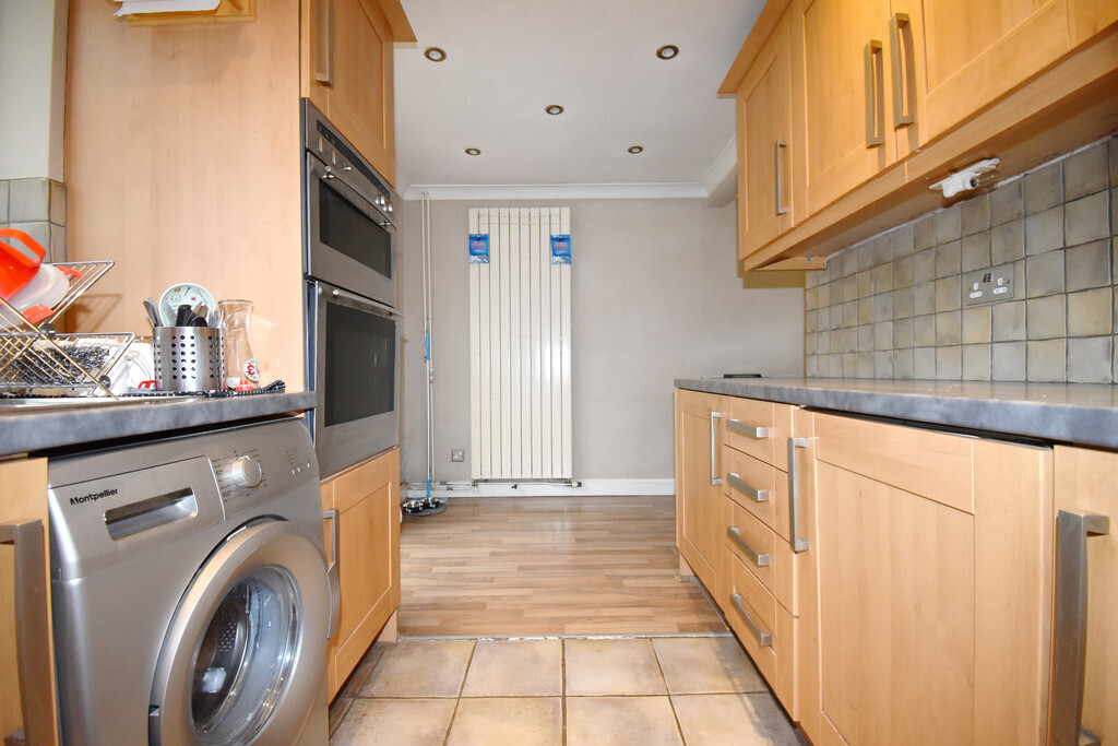 Flowerdale Drive, Coventry Image 6