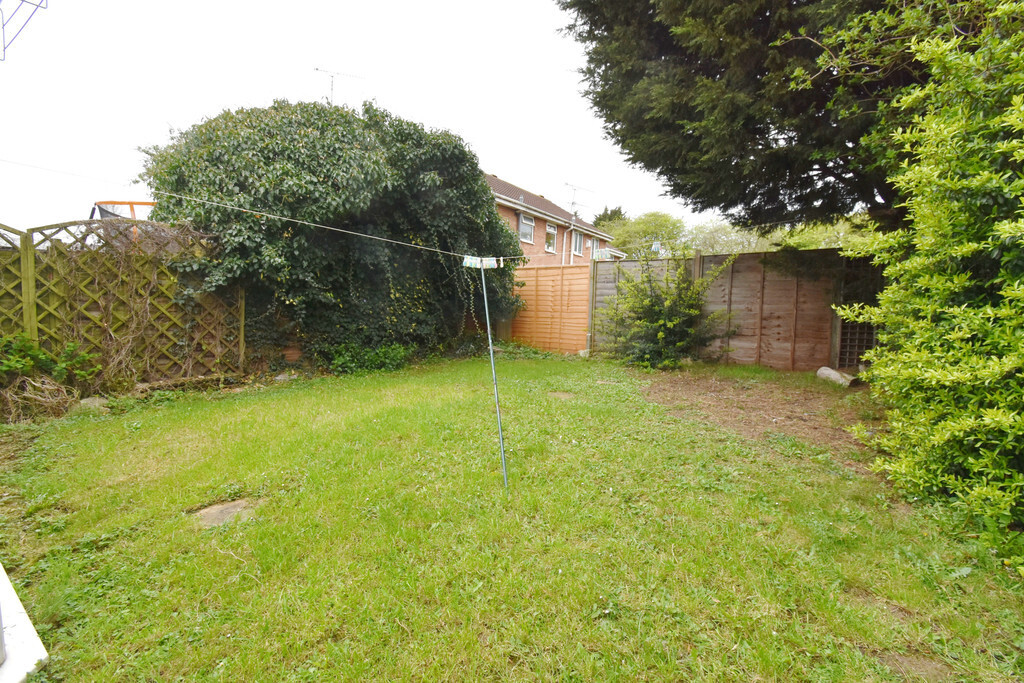 Flowerdale Drive, Coventry Image 14