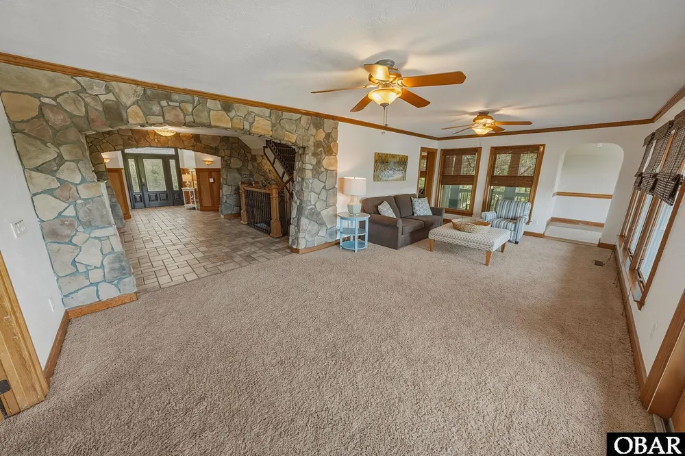 101 Settlers Ln, Duck, NC 27949