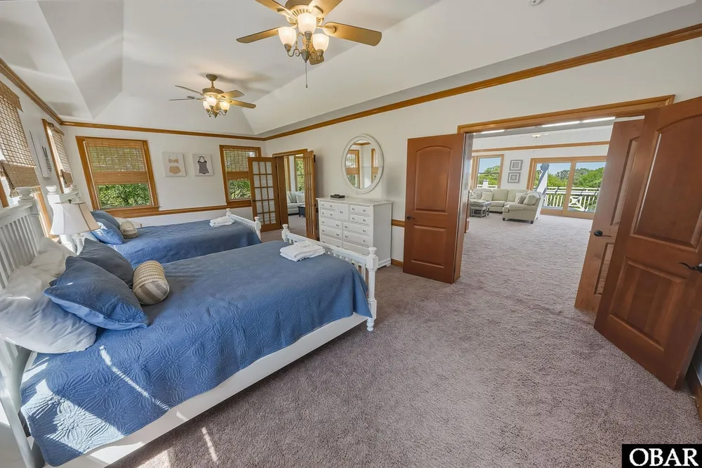 101 Settlers Ln, Duck, NC 27949