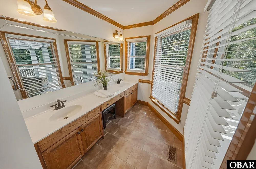 101 Settlers Ln, Duck, NC 27949