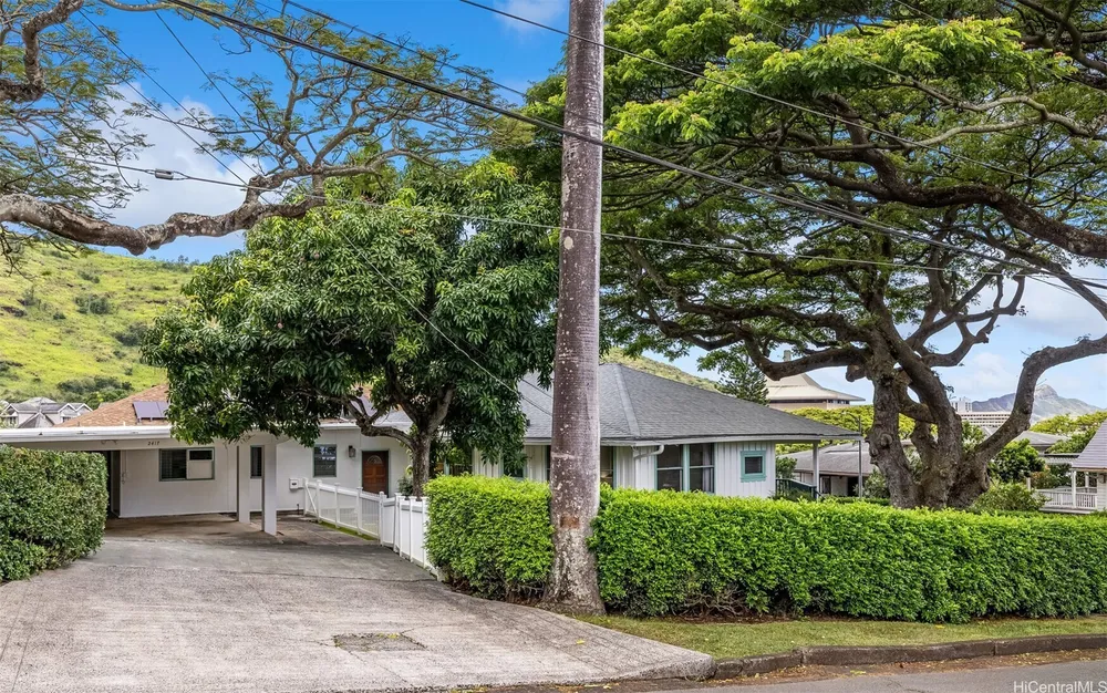 2417 Parker Pl, Honolulu, HI 96822
