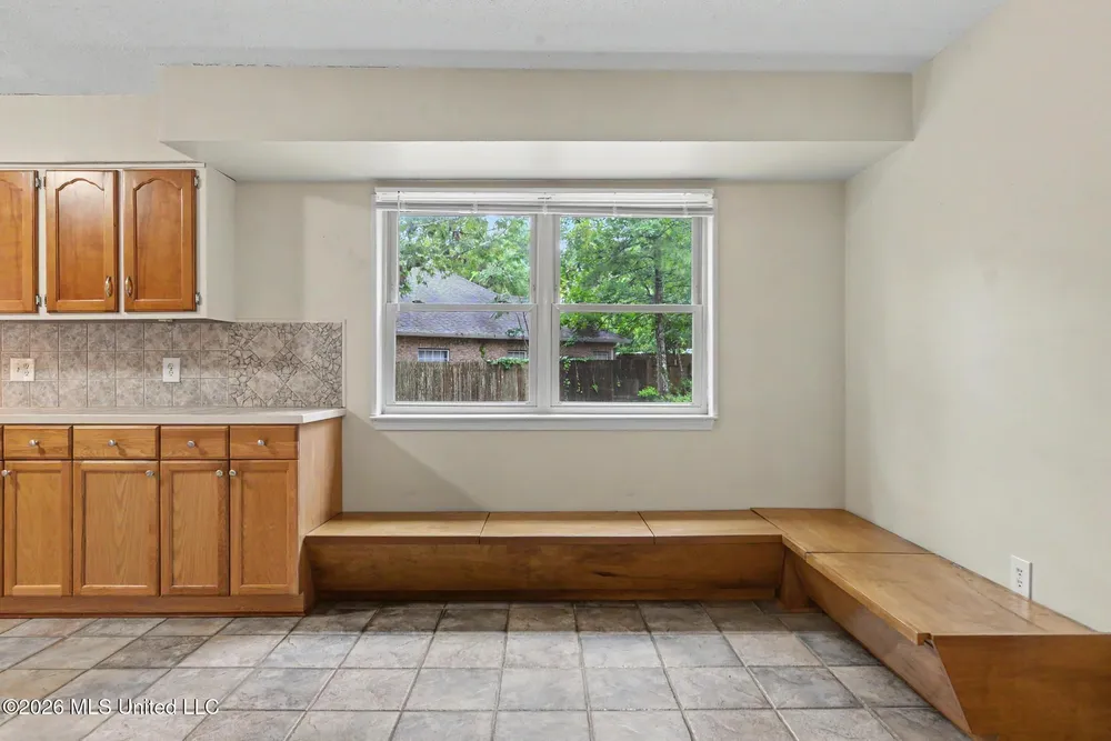 636 Kalipekona Way, Diamondhead, MS 39525