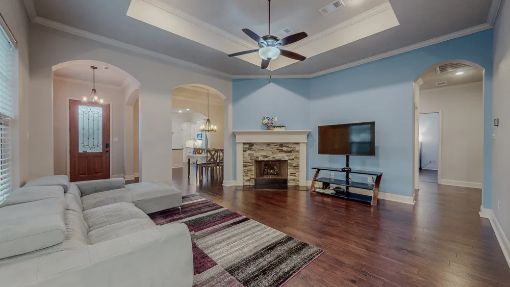 2 COTTAGE GROVE COURT, Beaumont, TX 77713