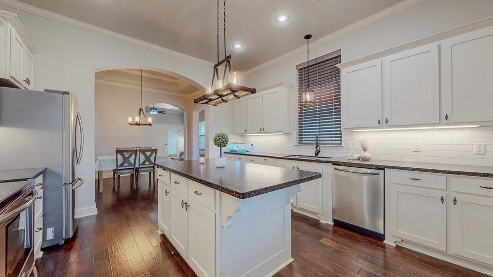 2 COTTAGE GROVE COURT, Beaumont, TX 77713