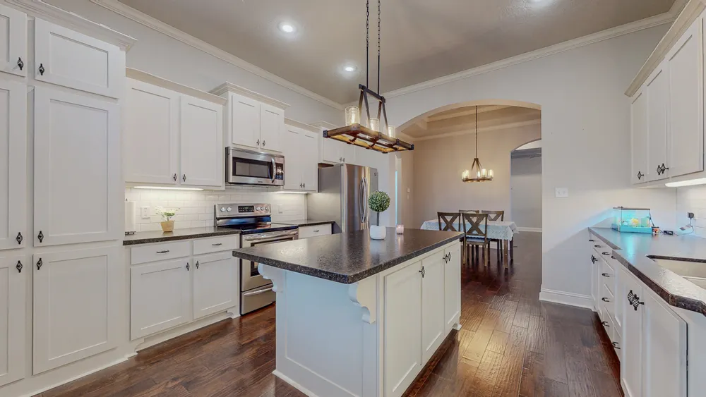 2 COTTAGE GROVE COURT, Beaumont, TX 77713