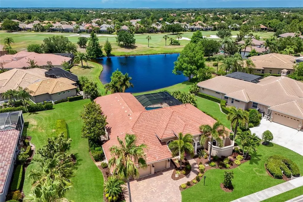 7207 Ashland Glen, Lakewood Ranch, FL 34202