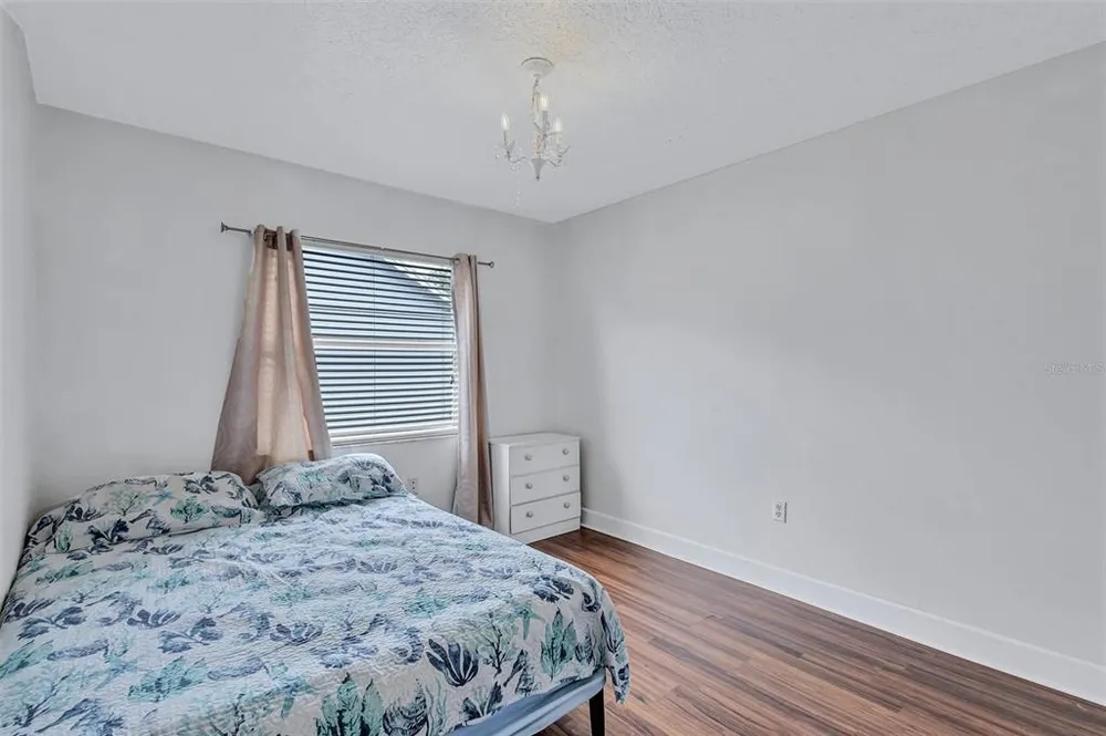 4909 6th Ave E, Bradenton, FL 34208