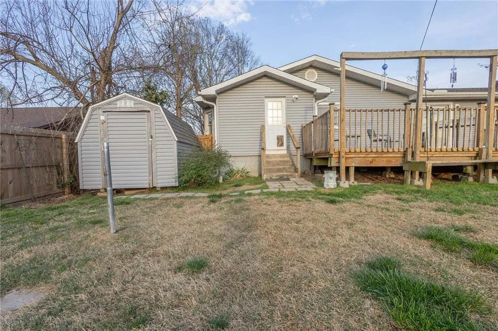 908 S 14th Pl, Rogers, AR 72758