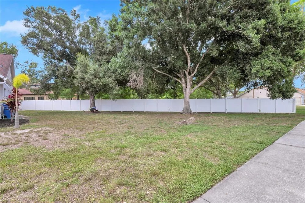4909 6th Ave E, Bradenton, FL 34208
