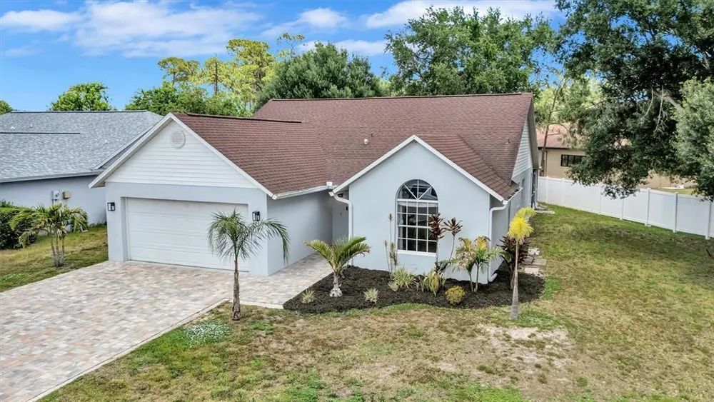 4909 6th Ave E, Bradenton, FL 34208