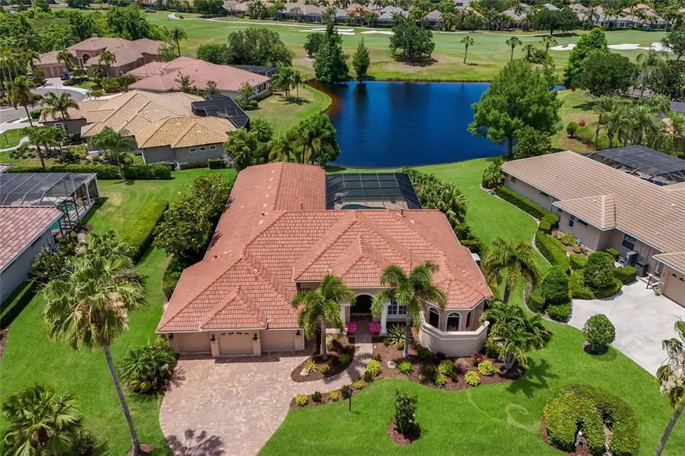 7207 Ashland Glen, Lakewood Ranch, FL 34202