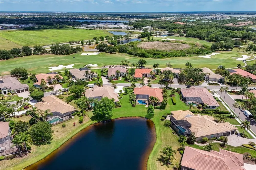 7207 Ashland Glen, Lakewood Ranch, FL 34202