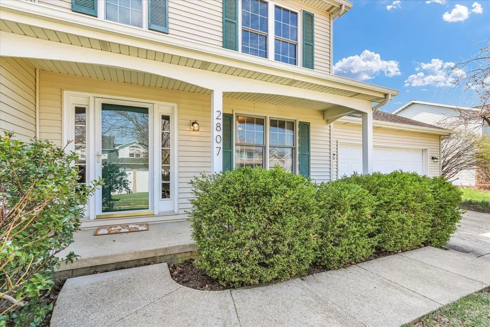 2807 Willow Bend Rd, Champaign, IL 61822