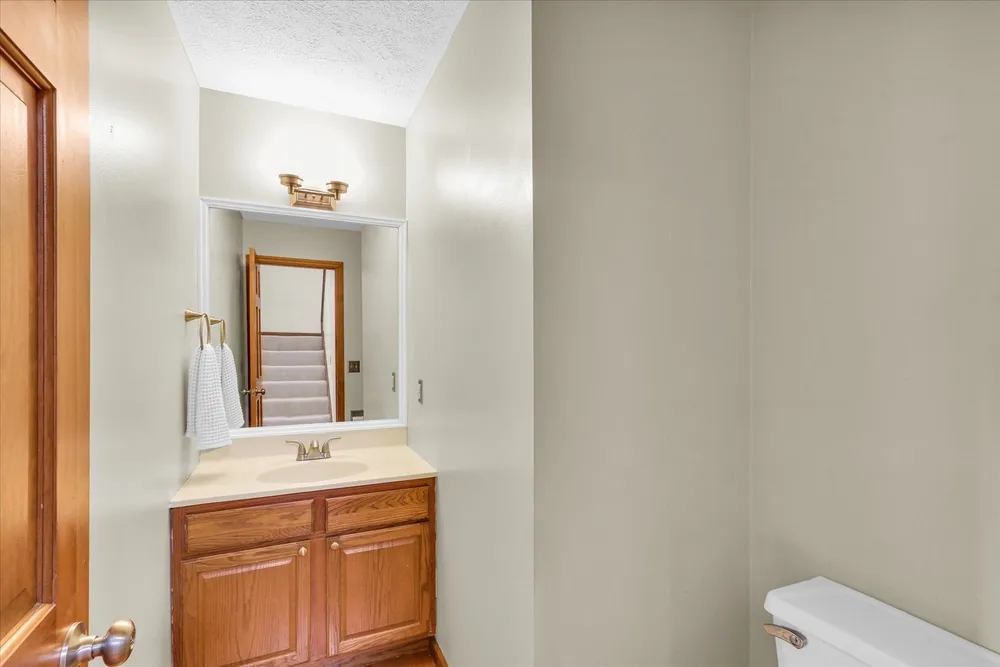 2807 Willow Bend Rd, Champaign, IL 61822