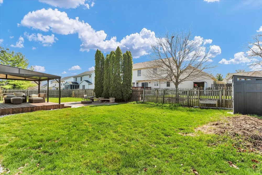 2807 Willow Bend Rd, Champaign, IL 61822