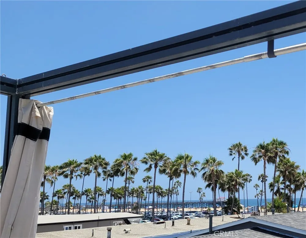 417 E Balboa Blvd, Newport Beach, CA 92661