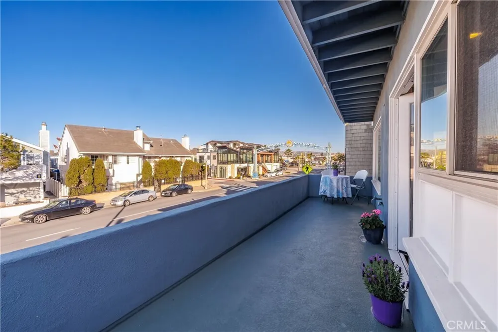 417 E Balboa Blvd, Newport Beach, CA 92661