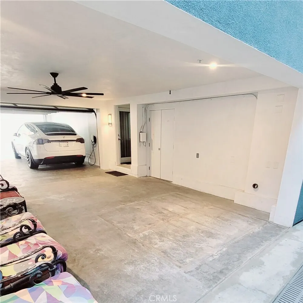 417 E Balboa Blvd, Newport Beach, CA 92661