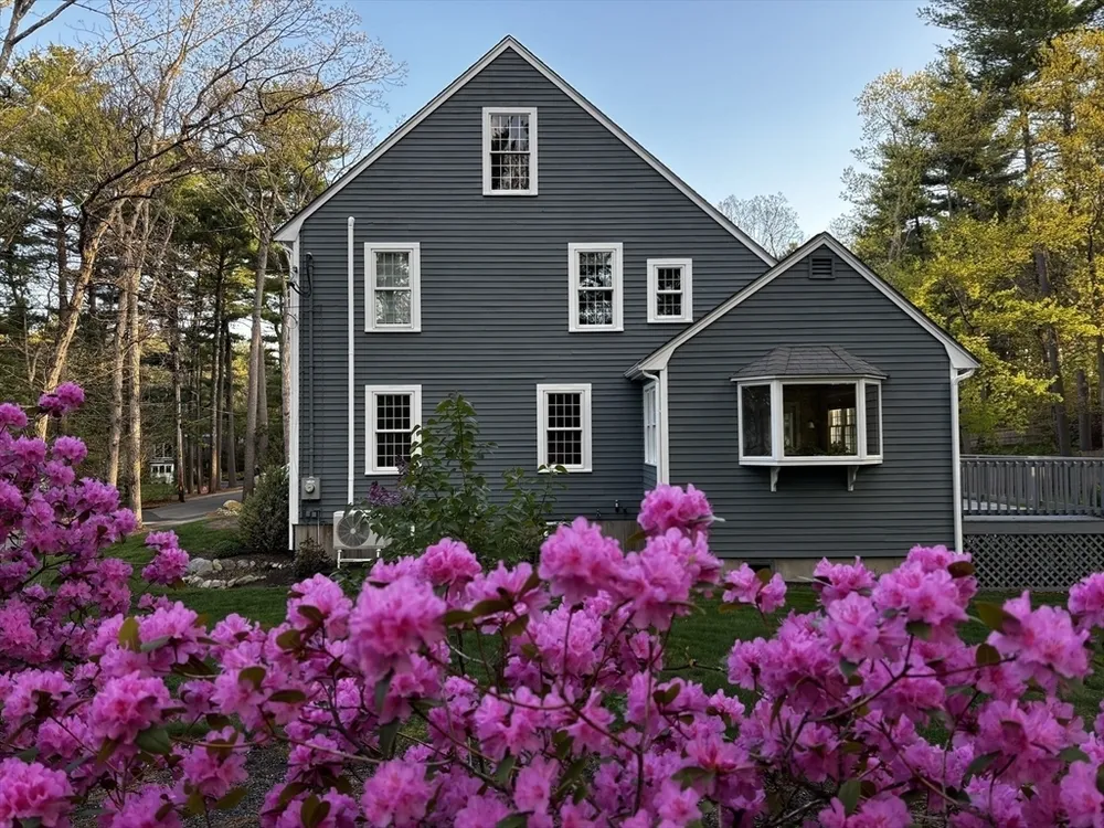 142 Baker St, Walpole, MA 02081