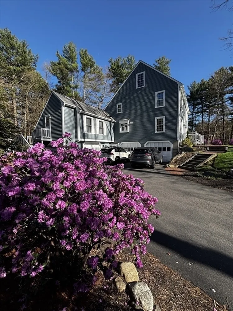 142 Baker St, Walpole, MA 02081