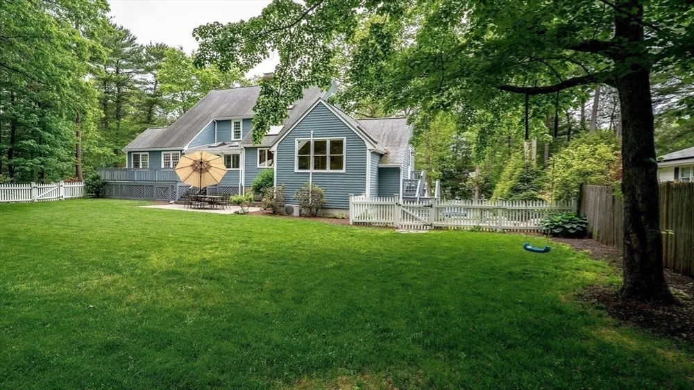 142 Baker St, Walpole, MA 02081