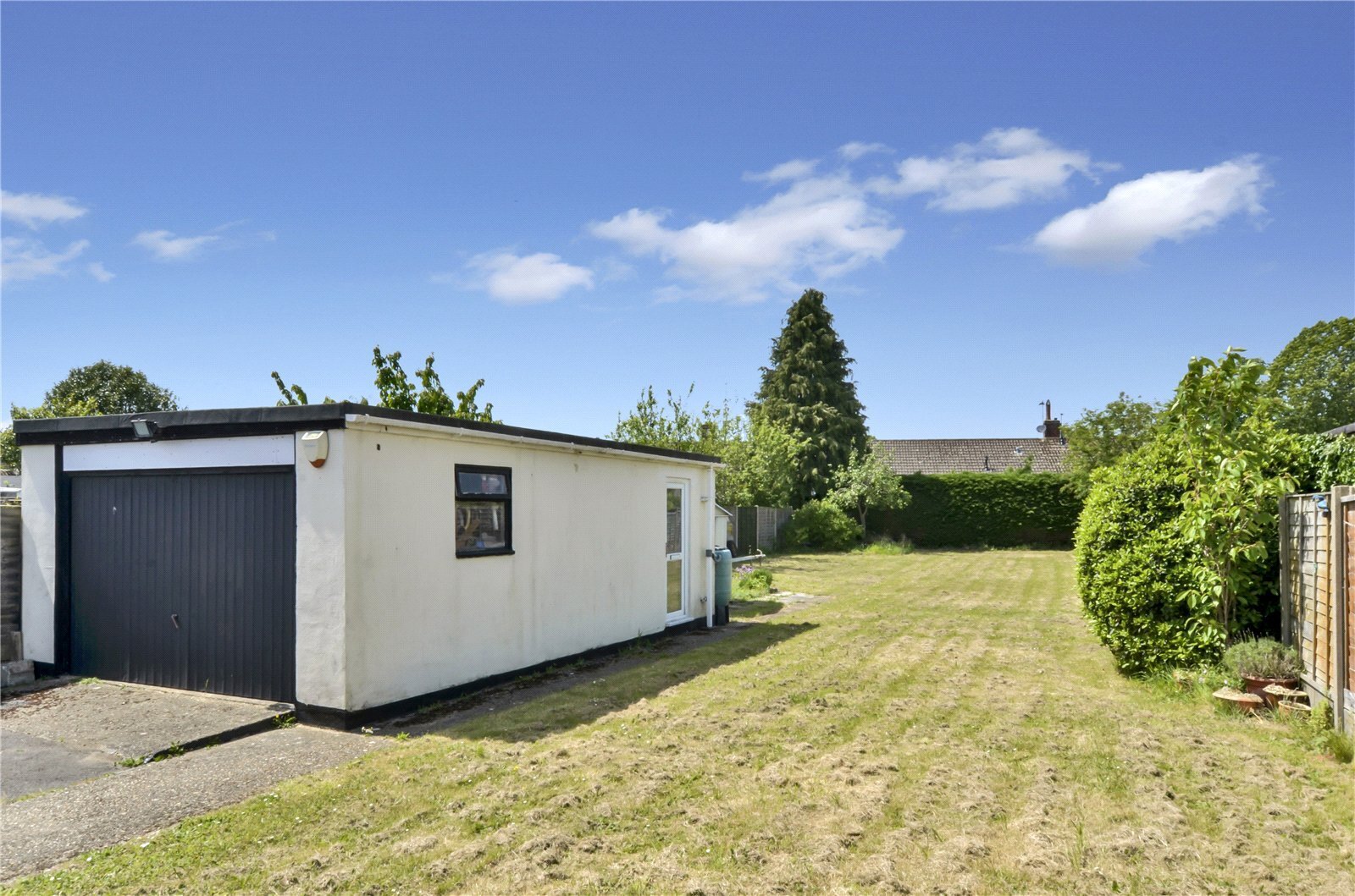 Elmhurst Road, West Moors, Ferndown, Dorset, BH22 Image 3
