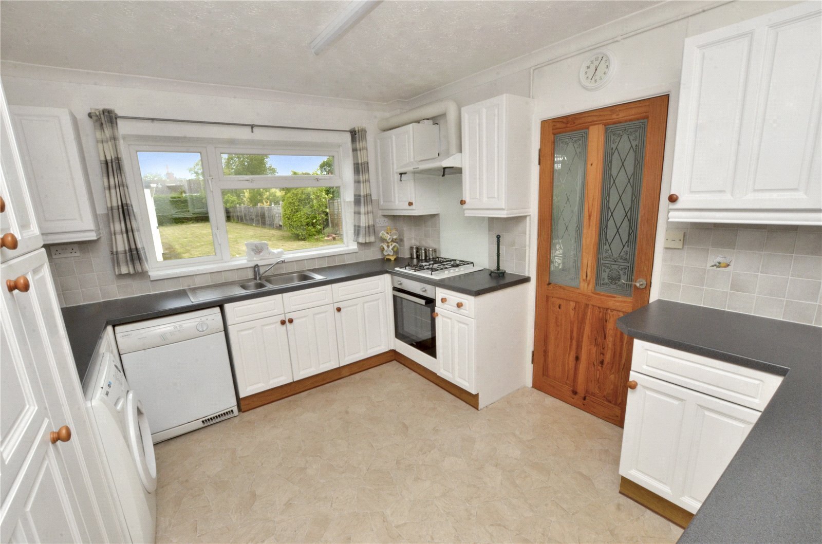 Elmhurst Road, West Moors, Ferndown, Dorset, BH22 Image 9