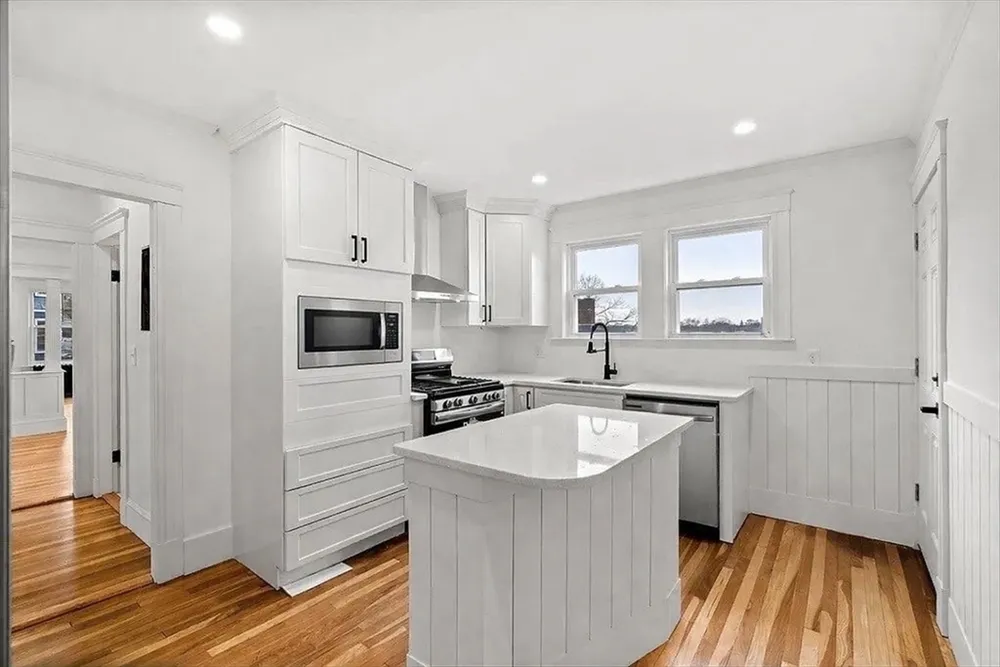 6 View South Ave, Boston, MA 02130