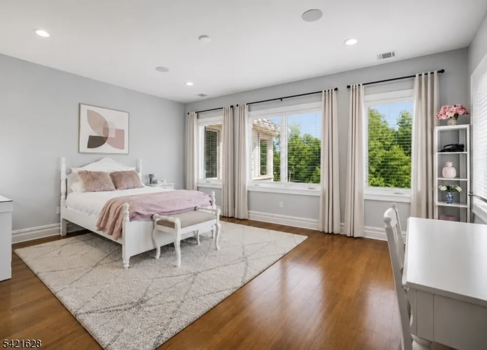 56 Force Hill Rd, Livingston, NJ 07039