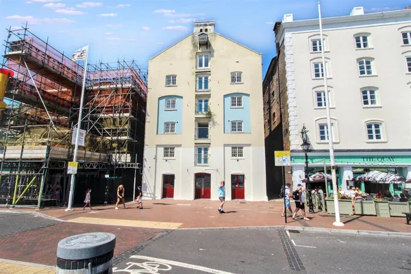 Henning's Wharf, Poole