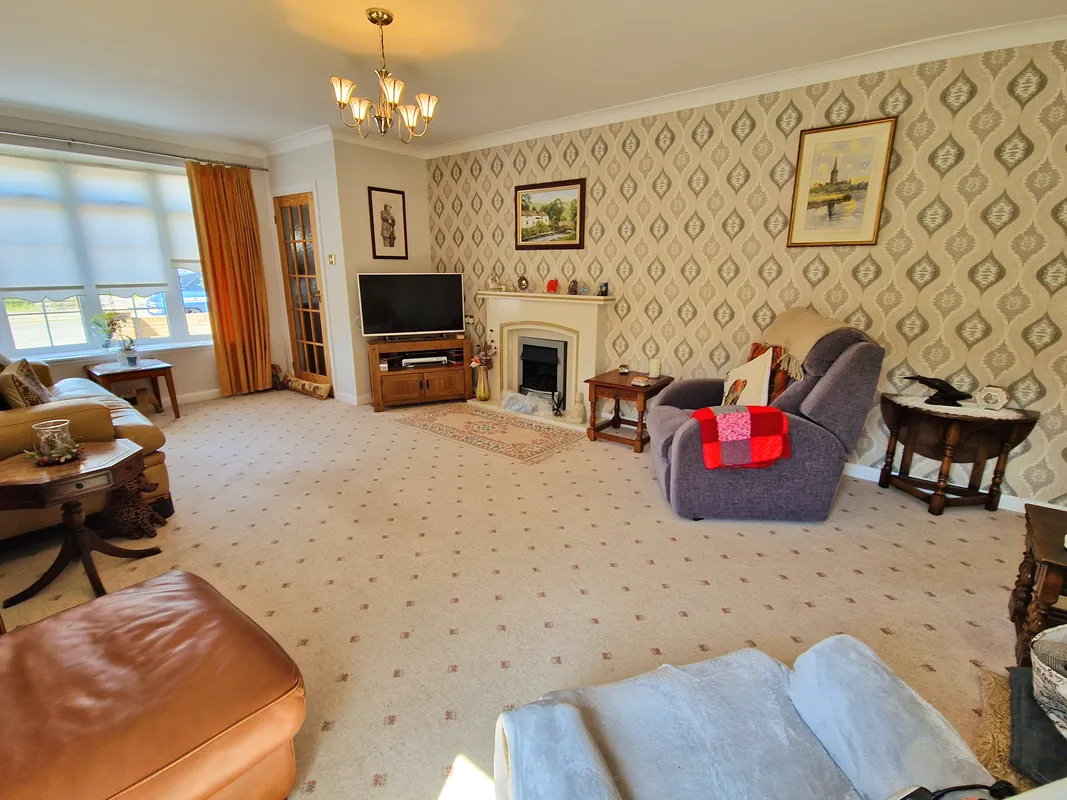 HEOL CROES FAEN, NOTTAGE, PORTHCAWL, CF36 3SW