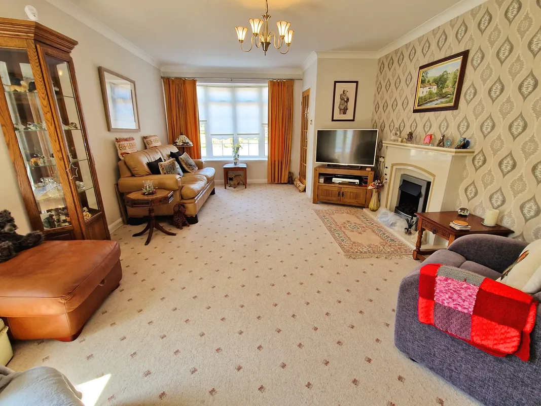 HEOL CROES FAEN, NOTTAGE, PORTHCAWL, CF36 3SW