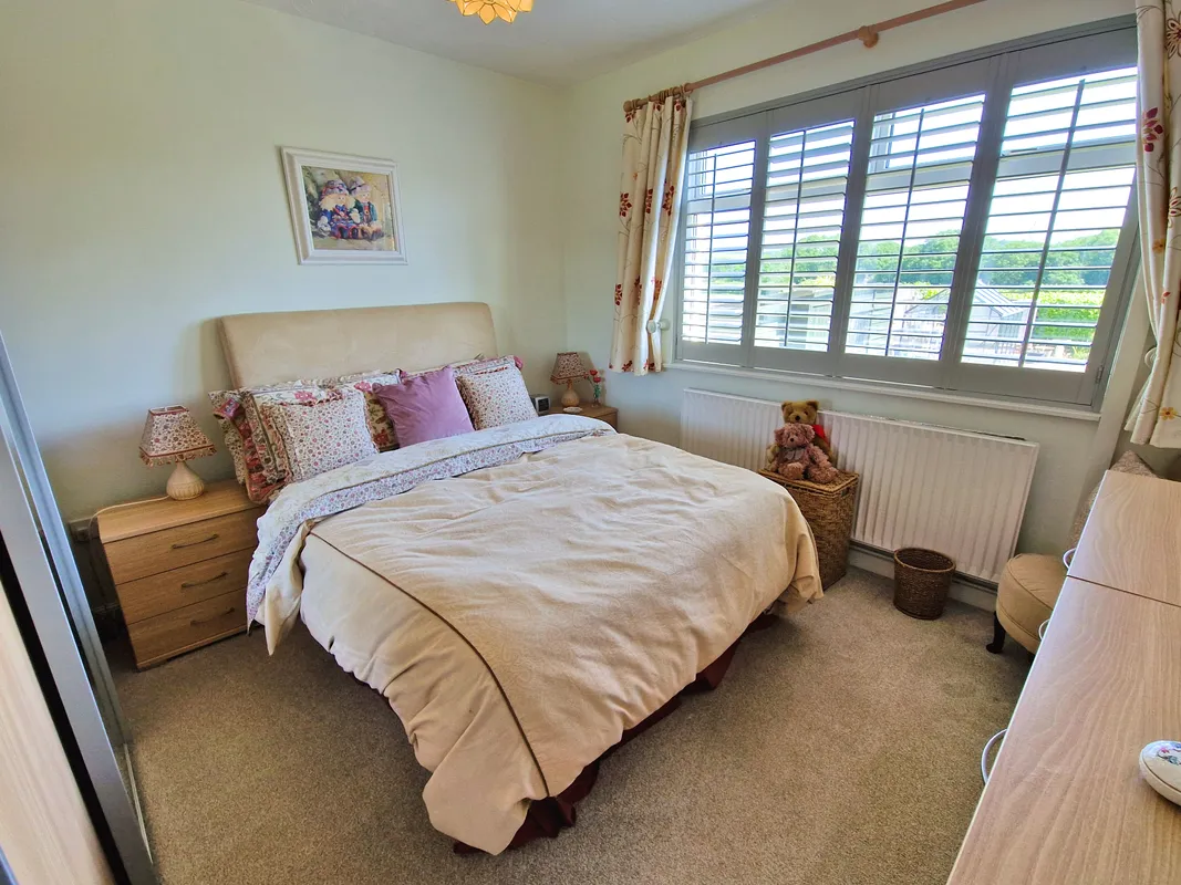 HEOL CROES FAEN, NOTTAGE, PORTHCAWL, CF36 3SW