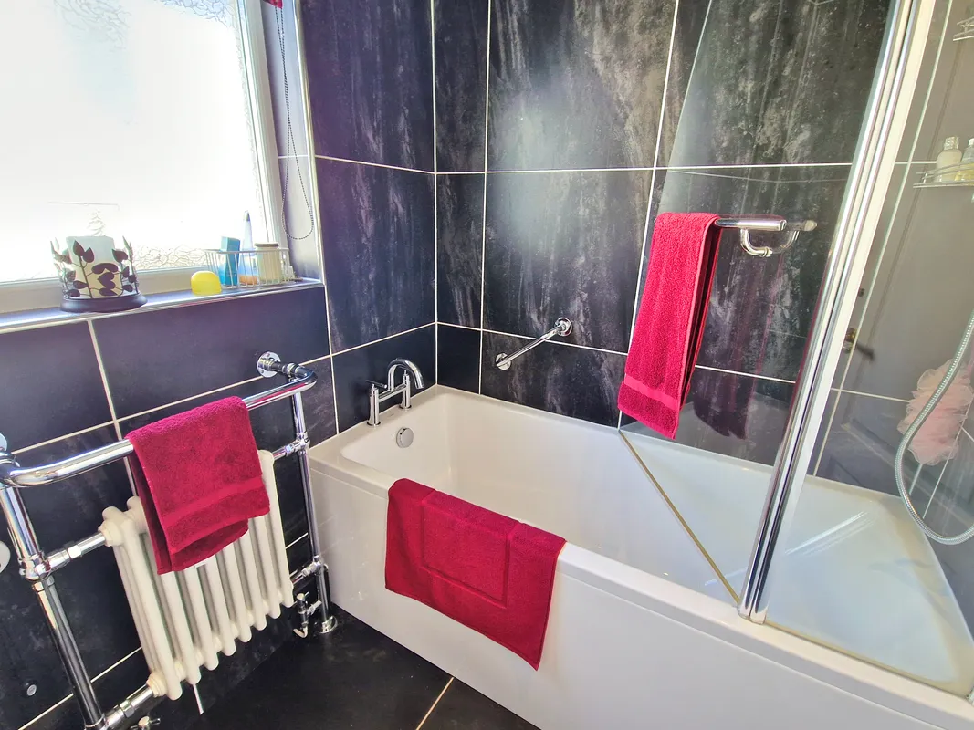 HEOL CROES FAEN, NOTTAGE, PORTHCAWL, CF36 3SW