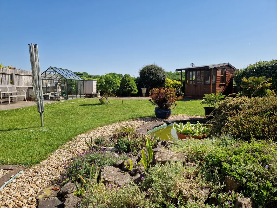 HEOL CROES FAEN, NOTTAGE, PORTHCAWL, CF36 3SW