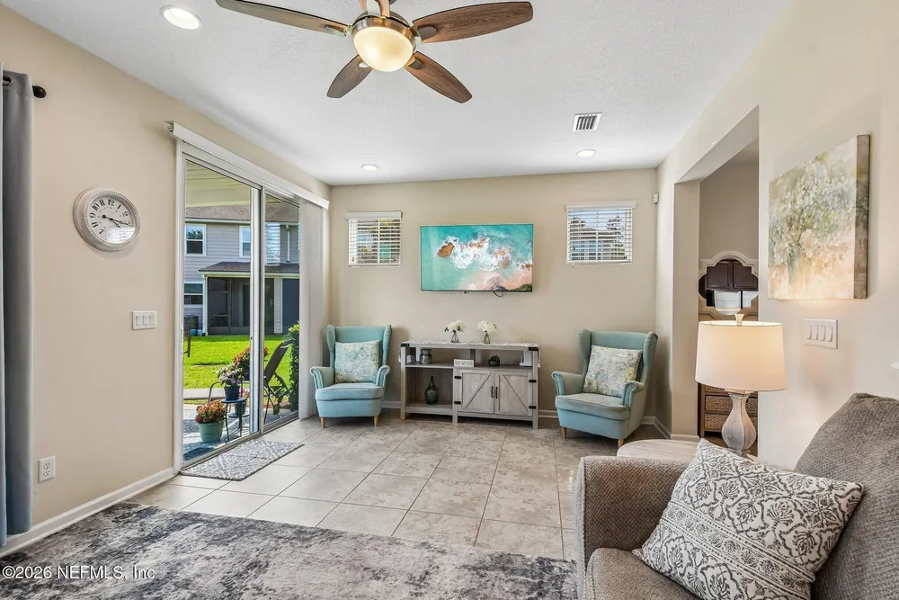 163 Nelson Ln, Saint Johns, FL 32259