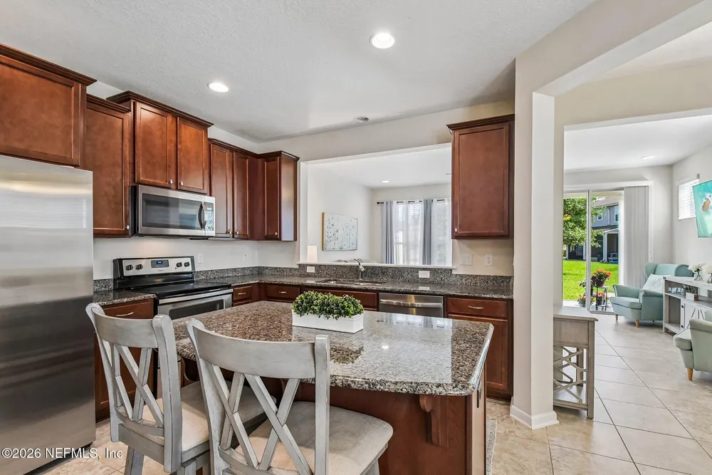 163 Nelson Ln, Saint Johns, FL 32259