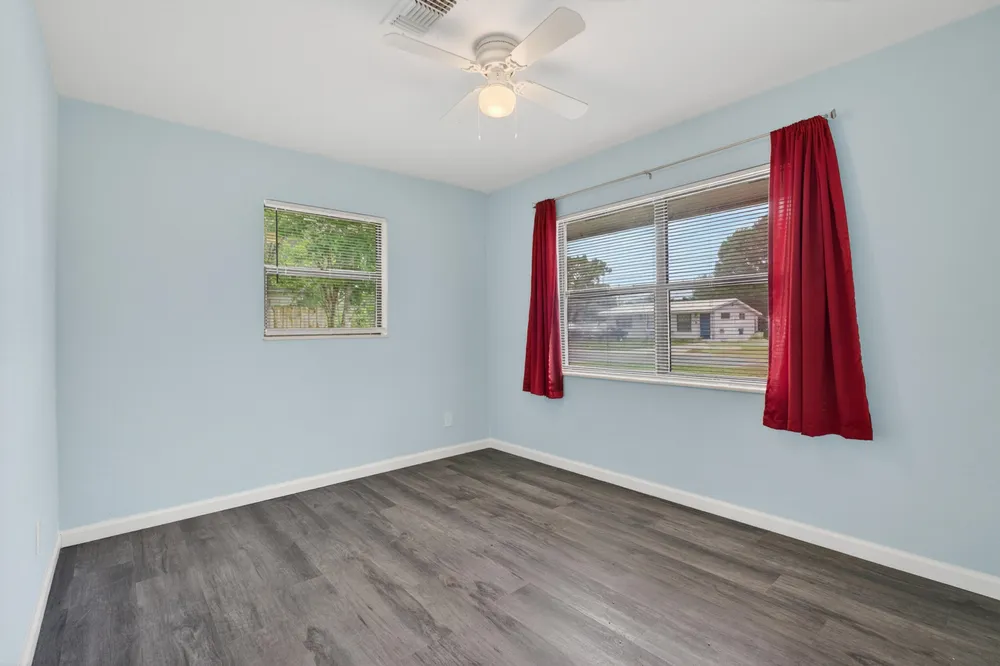 670 Shrewsbury Rd, Mary Esther, FL 32569