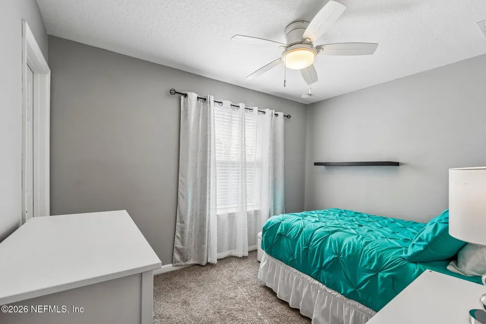 163 Nelson Ln, Saint Johns, FL 32259